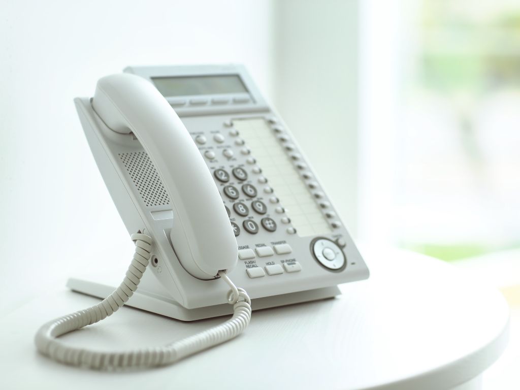 Best Copper Landline Phone Service Providers in 2025